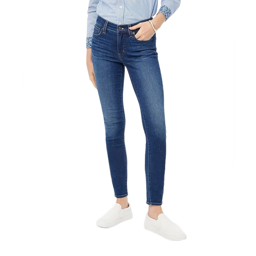 J.Crew Factory 8” Mid-Rise Skinny Jean in Signature Stretch